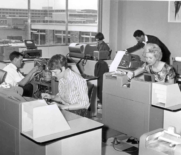 Harwell Data Preparation Section showing teletype and flexowrite at the back, after the move to Atlas