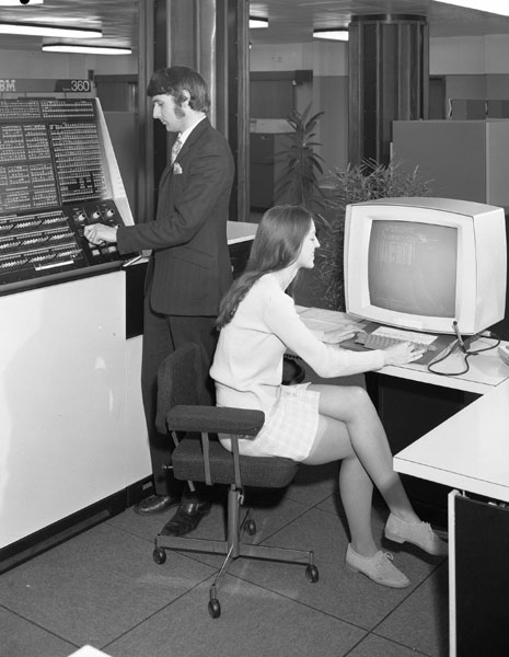 IBM 360/195 Console, March 1972