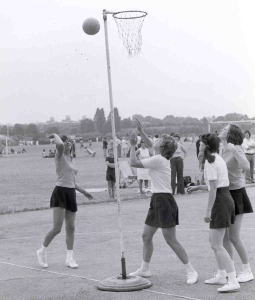 1975: Sports Day