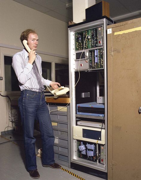 Phil Gladstone and Universe Equipment at RAL, August 1983