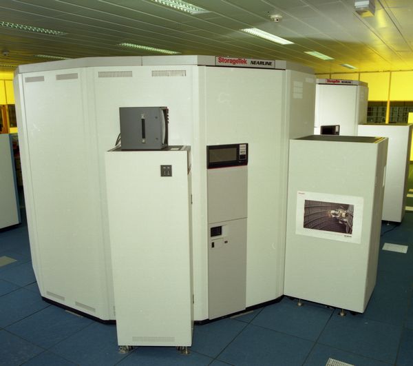 StorageTek 4400